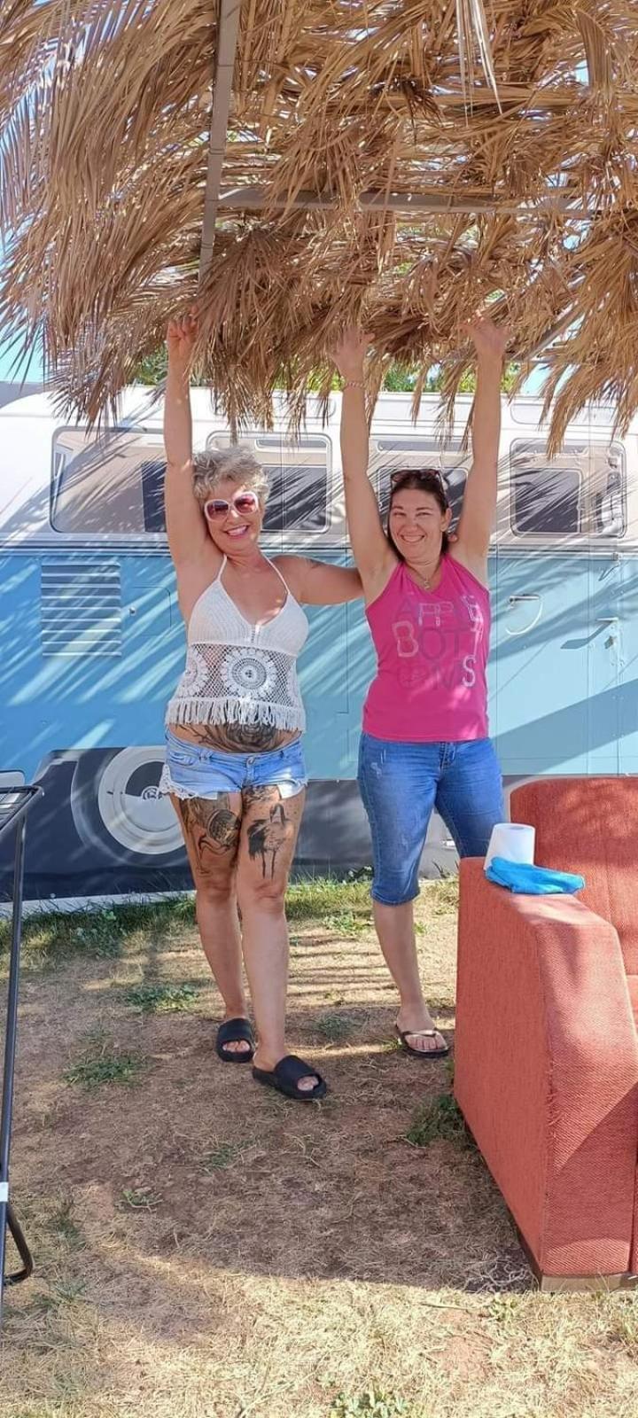 Cornelia Hippie Magic Bus Villa Kíszamosz Kültér fotó